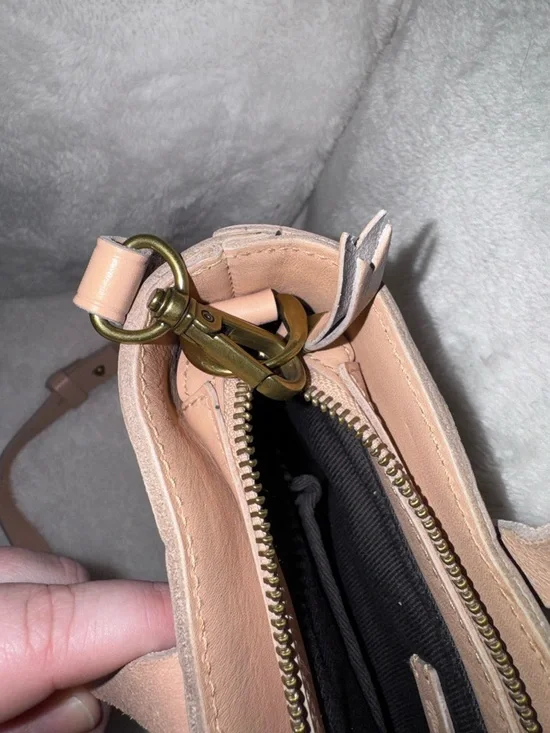 Madewell Black and Tan Transport Checkered Leather Crossbody Bag - NWOT - Picture 6 of 8